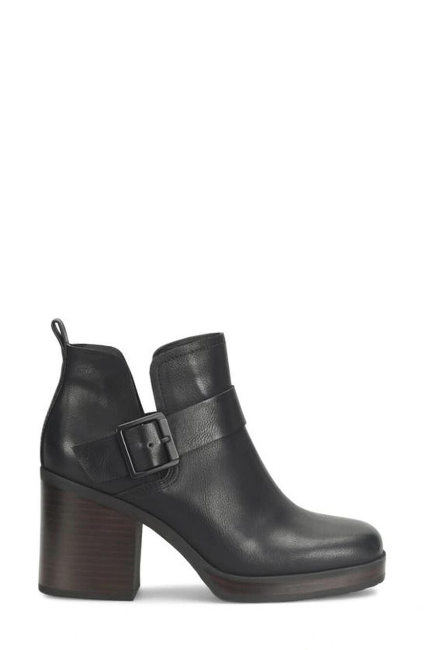 Korks Kari Block Heel Bootie In Black NEW Size 9.5